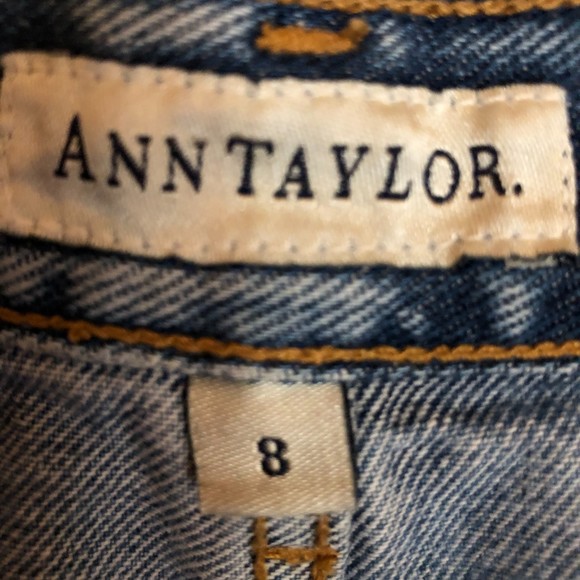 Ann Taylor Denim High Waisted Short Shorts, size 8 - Picture 4 of 7
